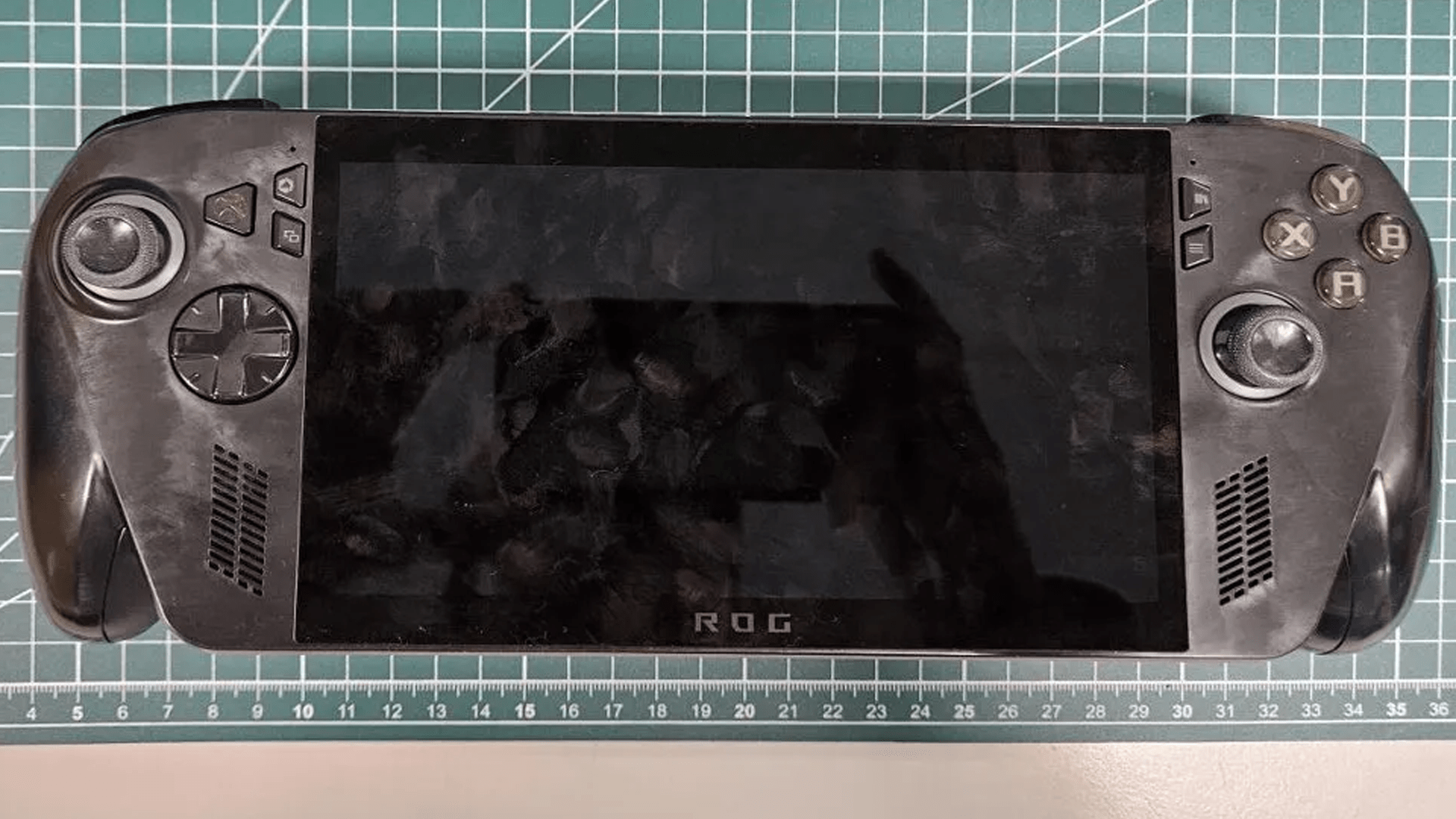 Asus Microsoft This Is What The Official Portable Xbox Console Looks Like