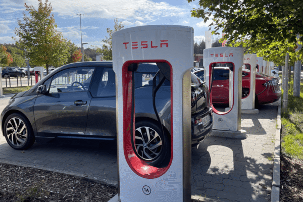 Tesla Supercharger Test New Pricing Model Adapts Dynamically