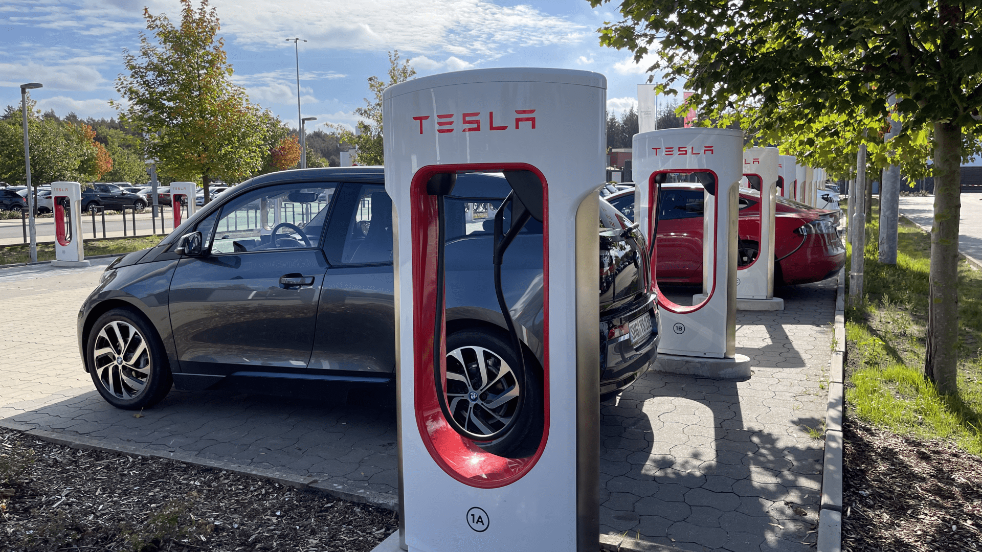 Tesla Supercharger Test New Pricing Model Adapts Dynamically